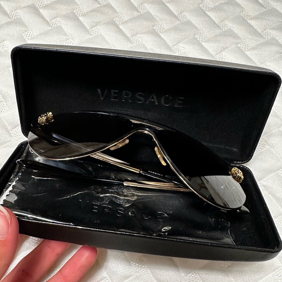 NEW Versace sunglasses